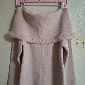 Love Token Sweater SzS FurTrim OffShoulder Slit Sleeve Cream Heavy Knit